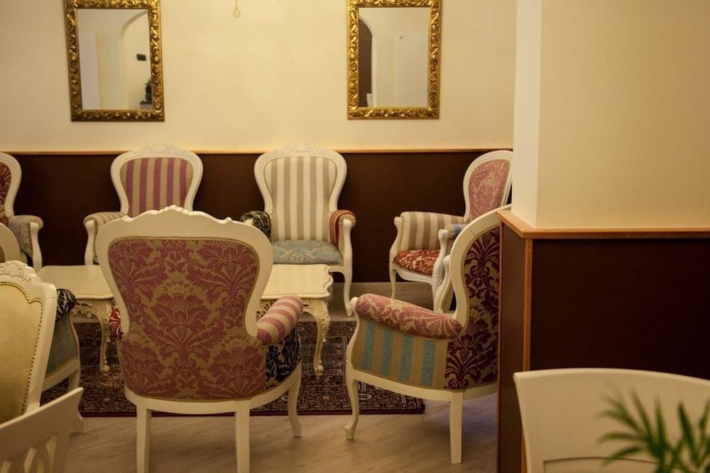 Hotel Due Spade ฟีเดนซา ภายนอก รูปภาพ